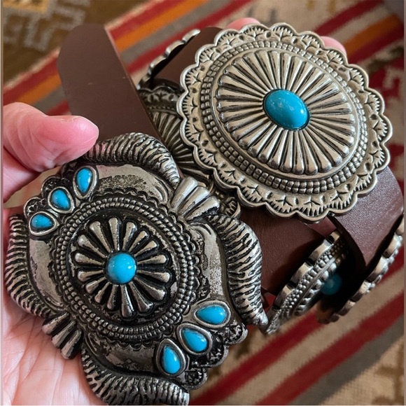 Shyanne Leather Silver-tone Faux Turquoise Concho Boho Belt Boot Barn S/M EUC main image 10